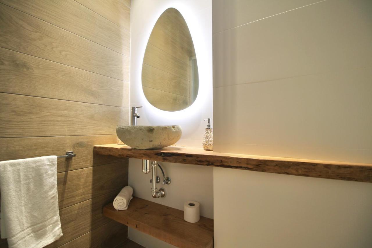 A Loft You Will Fall In Love With Тарагона Стая снимка